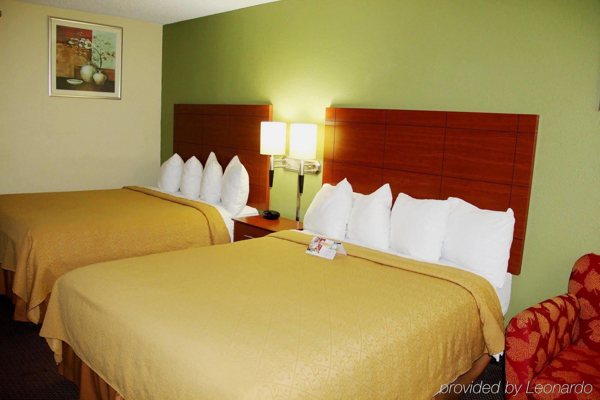Quality Inn East Evansville Exterior foto