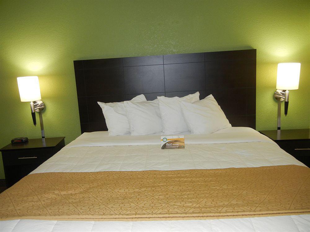 Quality Inn East Evansville Exterior foto